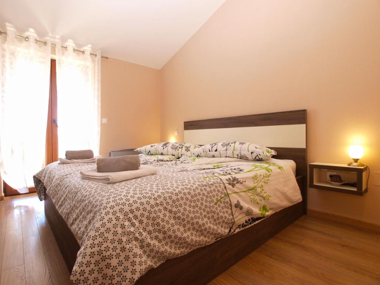 Villa House Brigita 1762 à Poreč Extérieur photo
